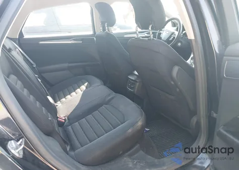 2015 Ford Fusion Se z USA, uszkodzony, nr VIN 1FA6P0HD8F5103052